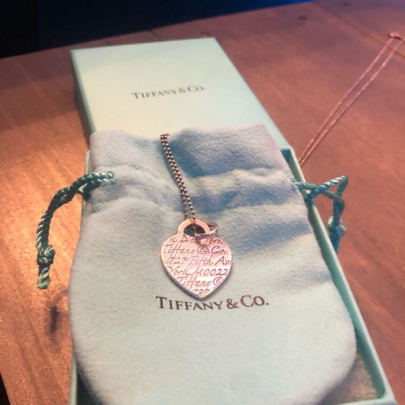 Tiffany & Co. Jewelry - EUC Authentic Tiffany & Co Fifth Ave Notes Necklace